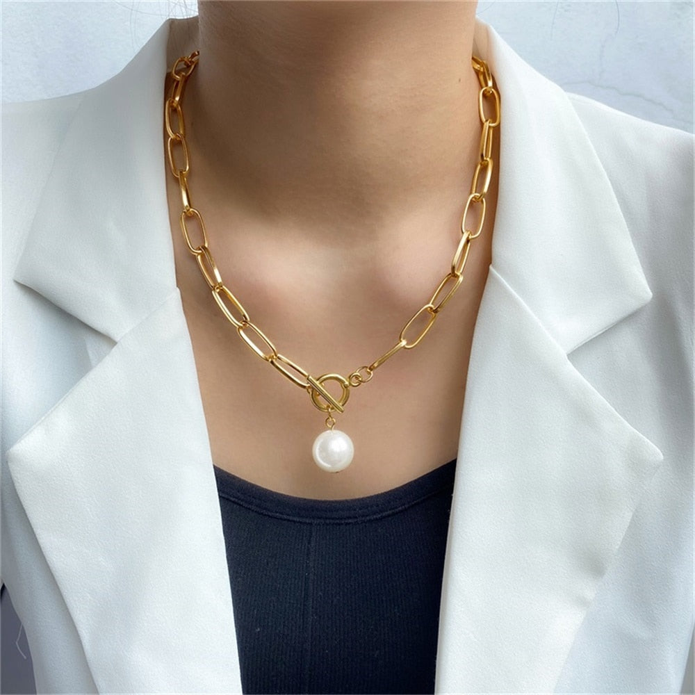 Gold Pearl Necklace